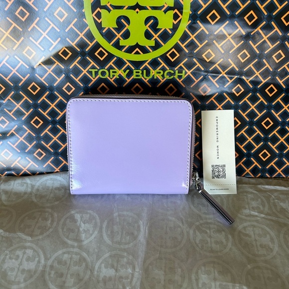 Tory Burch Britten Patent Bifold Wallet Lavender Silver Light Purple - Picture 9 of 11